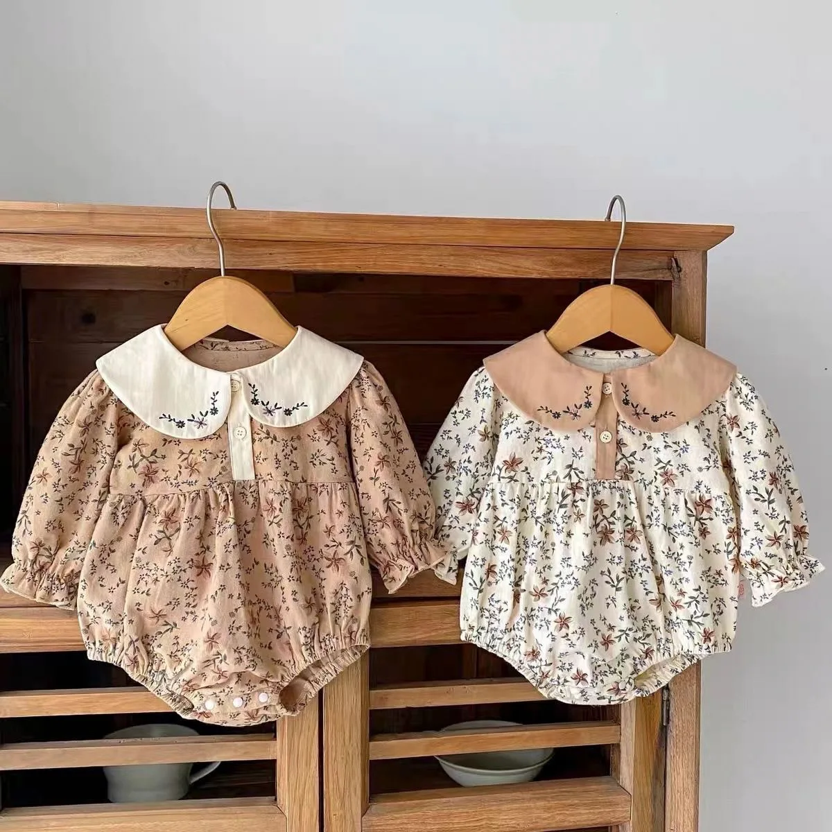 Fragmented Floral Rompers Embroidered Doll Collar Fashionable Spring and Autumn New Floral Long Sleeved Cotton Rompers