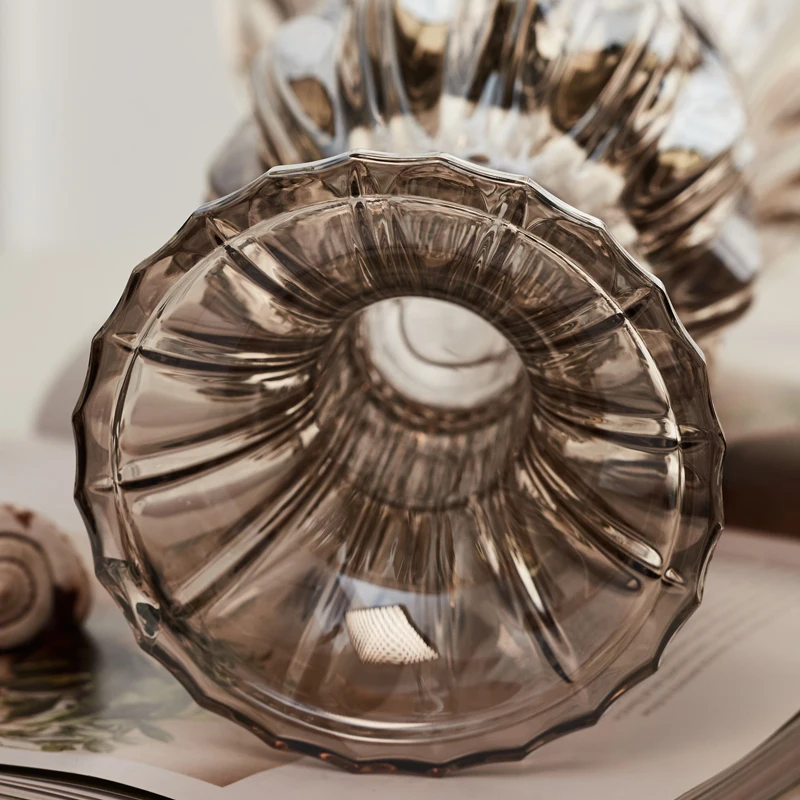 European King Size Crown Embossed Crystal Glass Vase