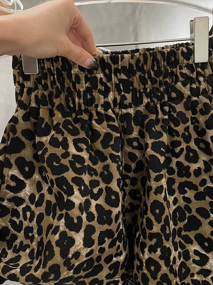 plus Size Women's Fashionable Casual Pants Leopard Print Elastic Waist Shorts Ageless Korean Style Wide Leg Commute Style