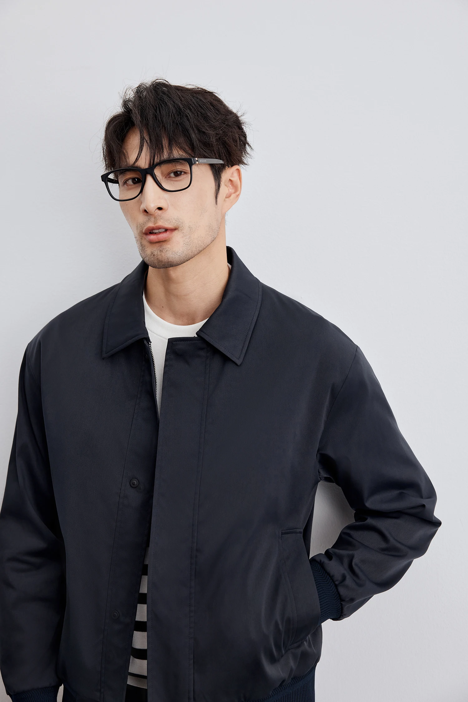 Herren Minimalistische Reversjacke Einreihige Lässige Locker Sitzende Bomberjacke Einfarbige Leichte Oberbekleidung – Detail 22