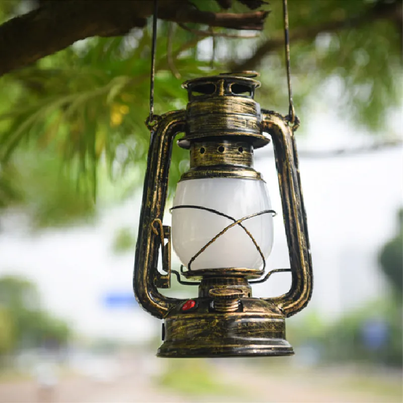 Hanging Operated Flickering Flame Lantern With Two Modes Decorative Light Vintage Lantern Camping Lamp Metal Hanging Lantern