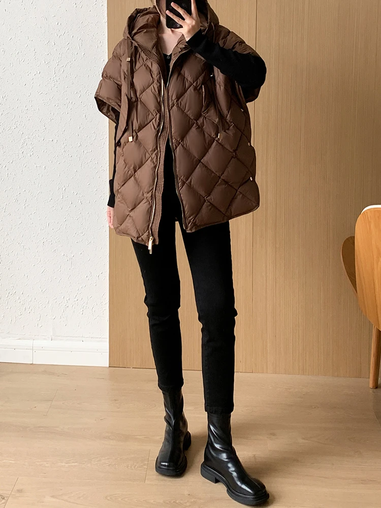 Fall Winter White duck down coat cloak Women Fashion Hooded Sleeveless Vest Zipper puffer jacket Streetwear Oversized 2024 3O313