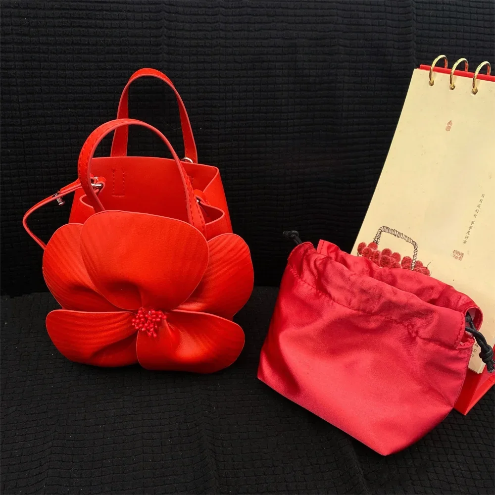 Innovative Chinese-Style Floral Bucket Bag Flower Drawstring Mini Tote Bag French Luxury Designer Handbags Women view 4