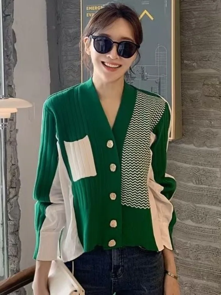 [EWQ] Korean chic Casual big size Knit Cardigan Single Breasted Contrasting Colors Women Knitted Clothing 2024 Autumn New GZ312