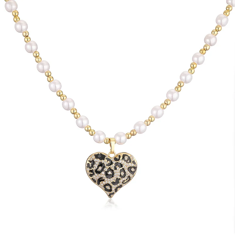 HECHENG Artificial Pearls Beaded Necklace 18K Golden Plated CZ Gemstone Heart Leopard Dot Pendant Necklace Ladies Jewellery