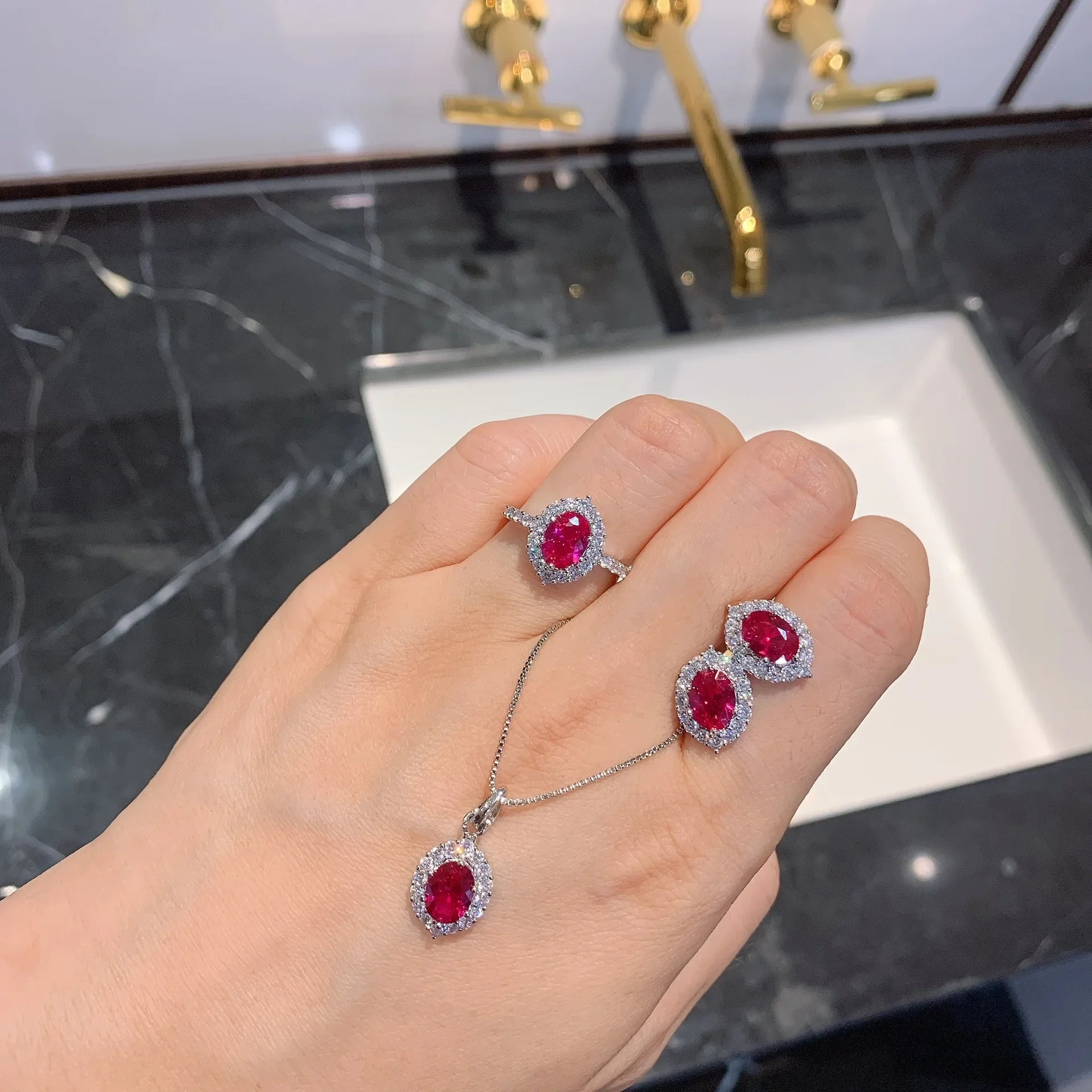 925 Sterling Silver Red Moissanite Ring Necklace Earring Set Retro Fashion Luxury Oval Wedding Birthday Present Women Jewelry