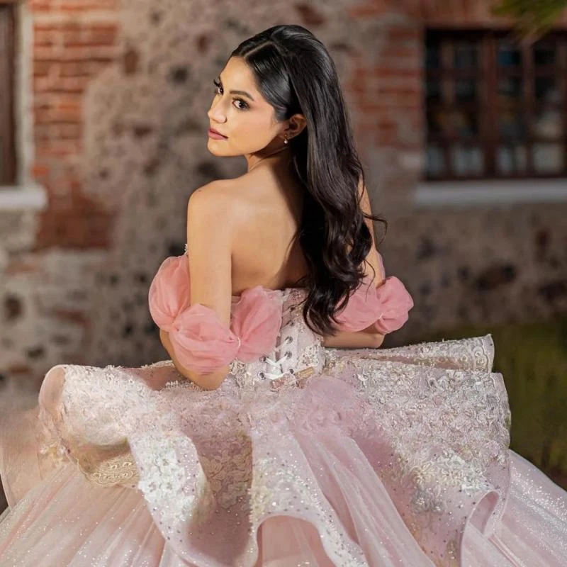 Luxury Ruffles Pink Quinceanera Dress Appliques Off The Shoulder Ball Gown Tulle Charro Mexican Dress Vestidos De 15 Quinceañera