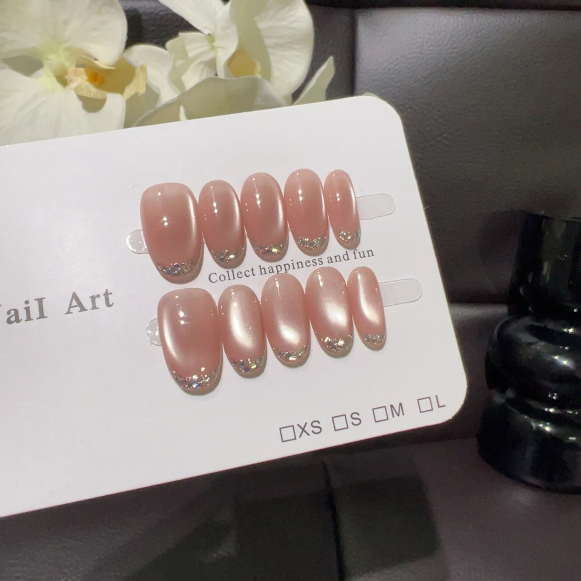 

10pcs Handmade Short Press On Nails Shiny Nude Pink Cat Eye Diamond French Design Gentle Fake Nails Wearable Nails Art Tips Girl