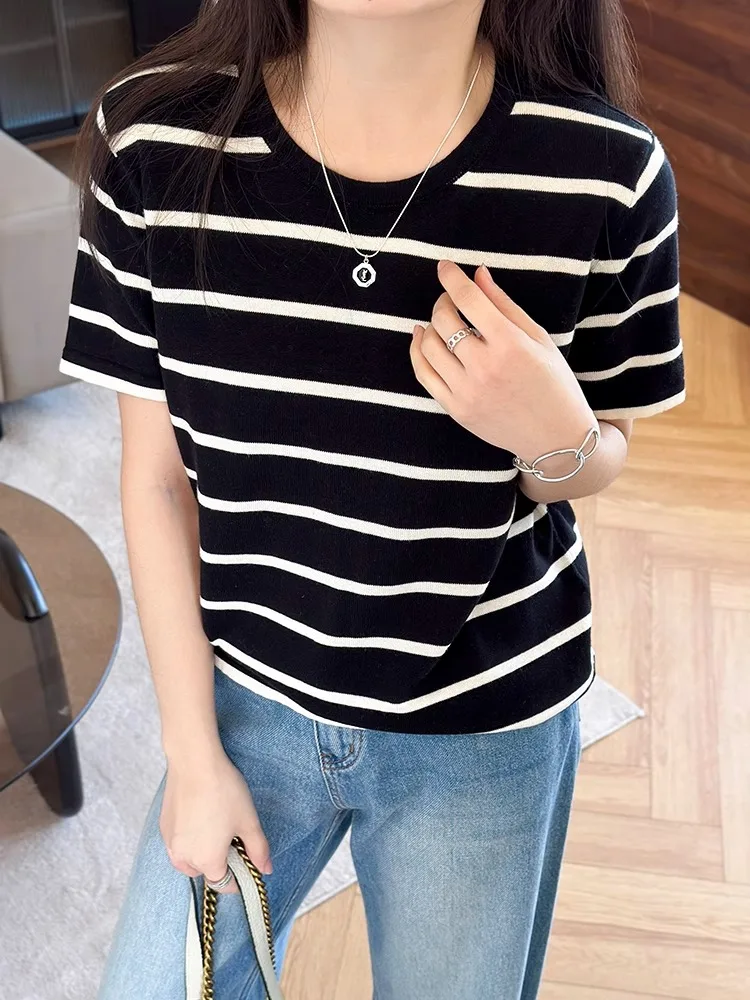 تي شيرت نسائي جديد محبوك من القطن الخالص لعام 2025 تي شيرت نسائي مستدير Ne مخطط اللون بلو فضفاض للتخسيس غير رسمي f Sve irt