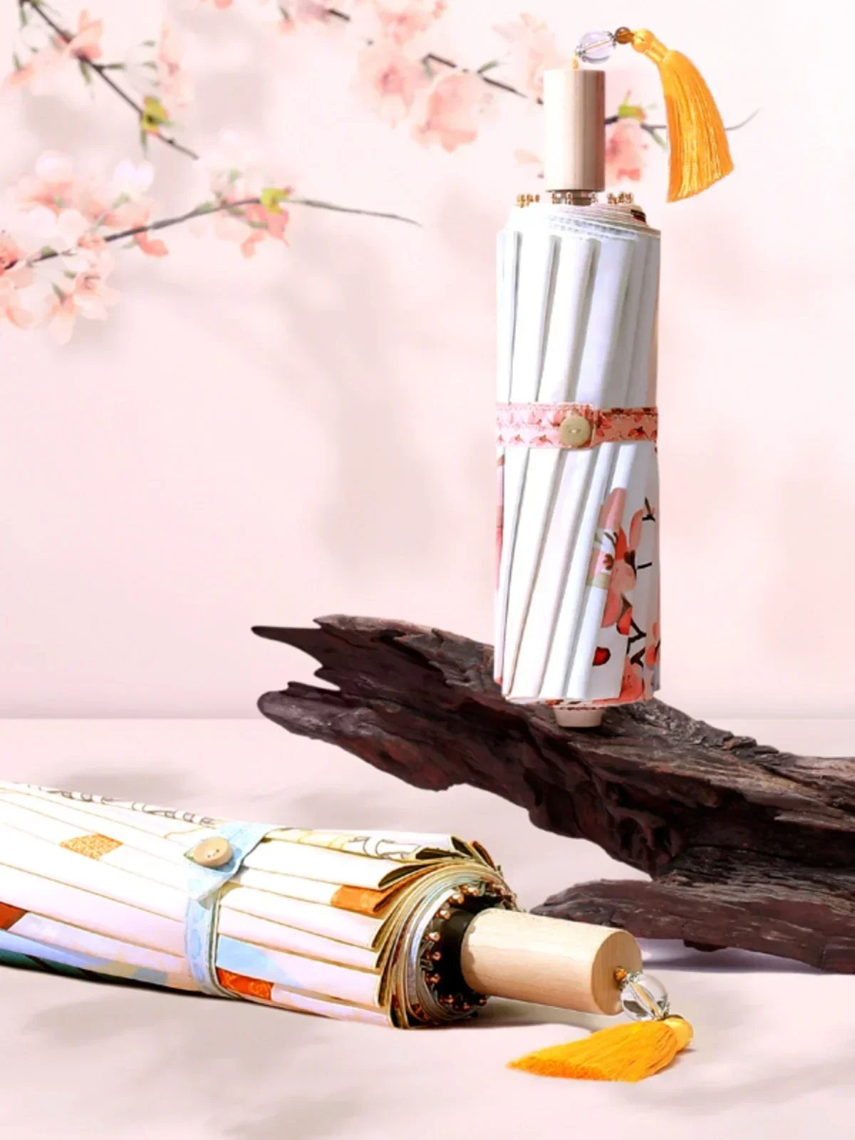 

China-Chic blue and white porcelain sunshade 16 bone strong sunscreen UV resistant folding wind resistant rain