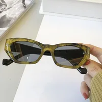 Gafas de sol de montura completa para mujer, gafas de sol tipo ojo de gato a la moda, diseño de ingeniería Retro, gafas de calle, gafas de sol protectoras Uv400