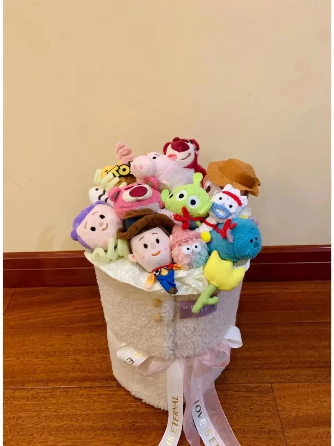 new Toy Story Monsters University Lotso Creative Plush Flower Bouquet for Your Girlfriend\'s Holiday Gift