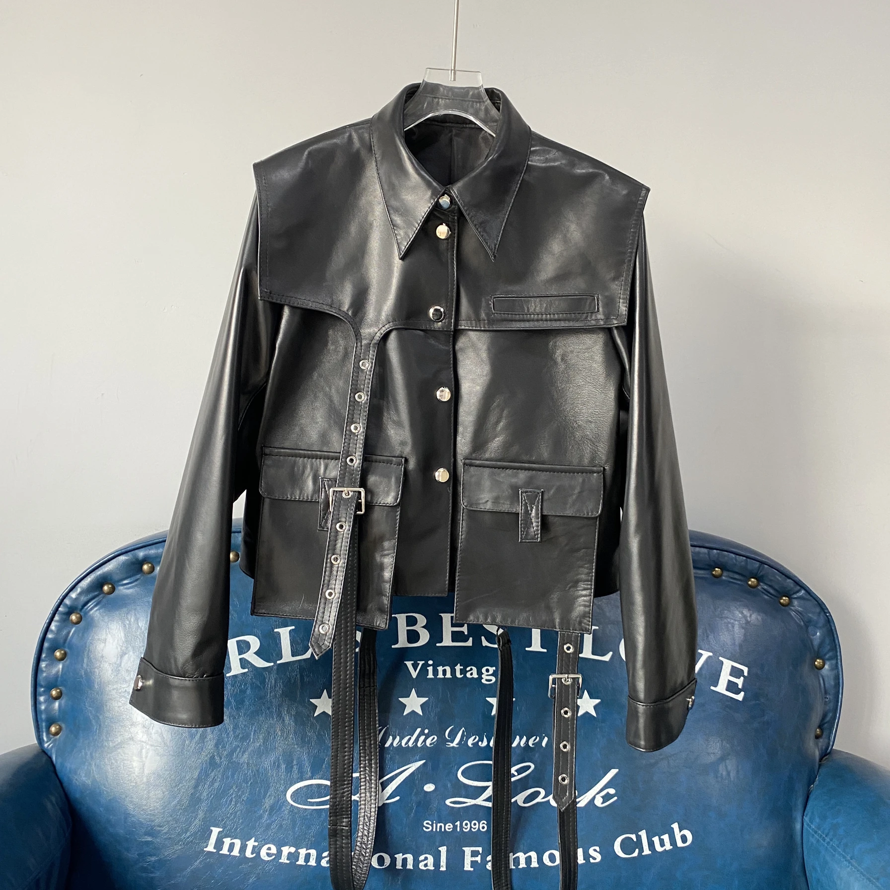 

Ele Women's eepskin Leather Jaet Cool Street Sle Biker Coat Spring 2025 Faion Commute Wind ort Length Single Bu...