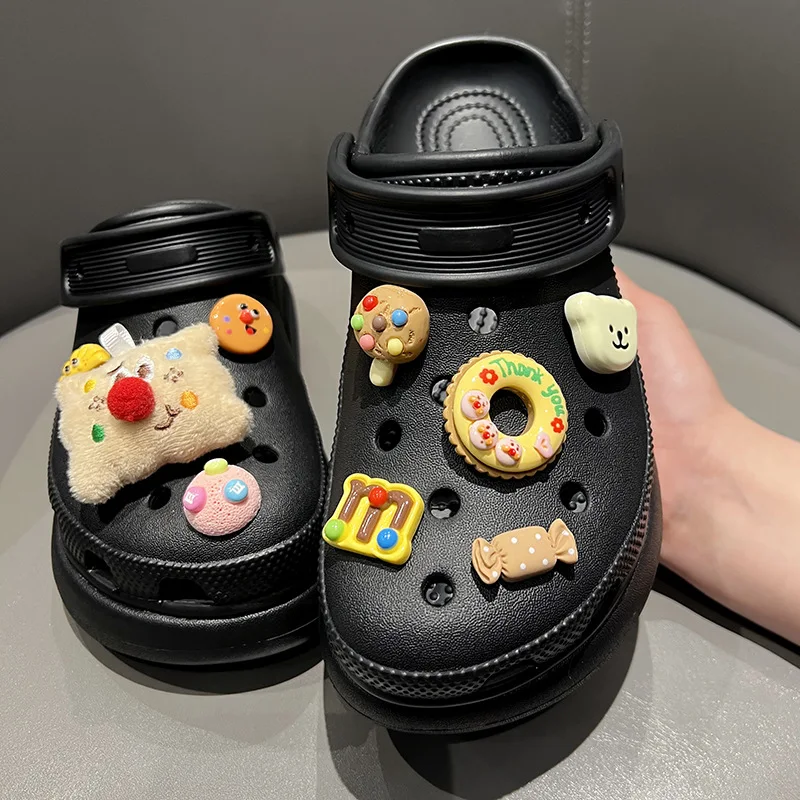 Whole Set Hot Sale DIY Hole Shoes Charms for Cute Cartoon Handmade Charms Designer Quality Garden Shoe Decoration Girl Gift