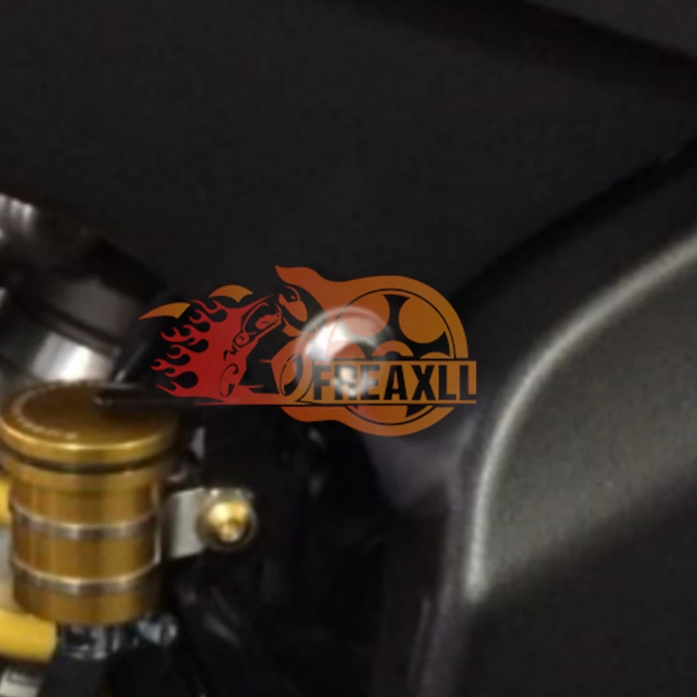 

NEW Motorcycle For BMW S1000R S1000RR 2014-2022 2023 2024 2025 Rear Brake Fluid Reservoir Clutch Tank Oil Fluid Cup Cover 2021