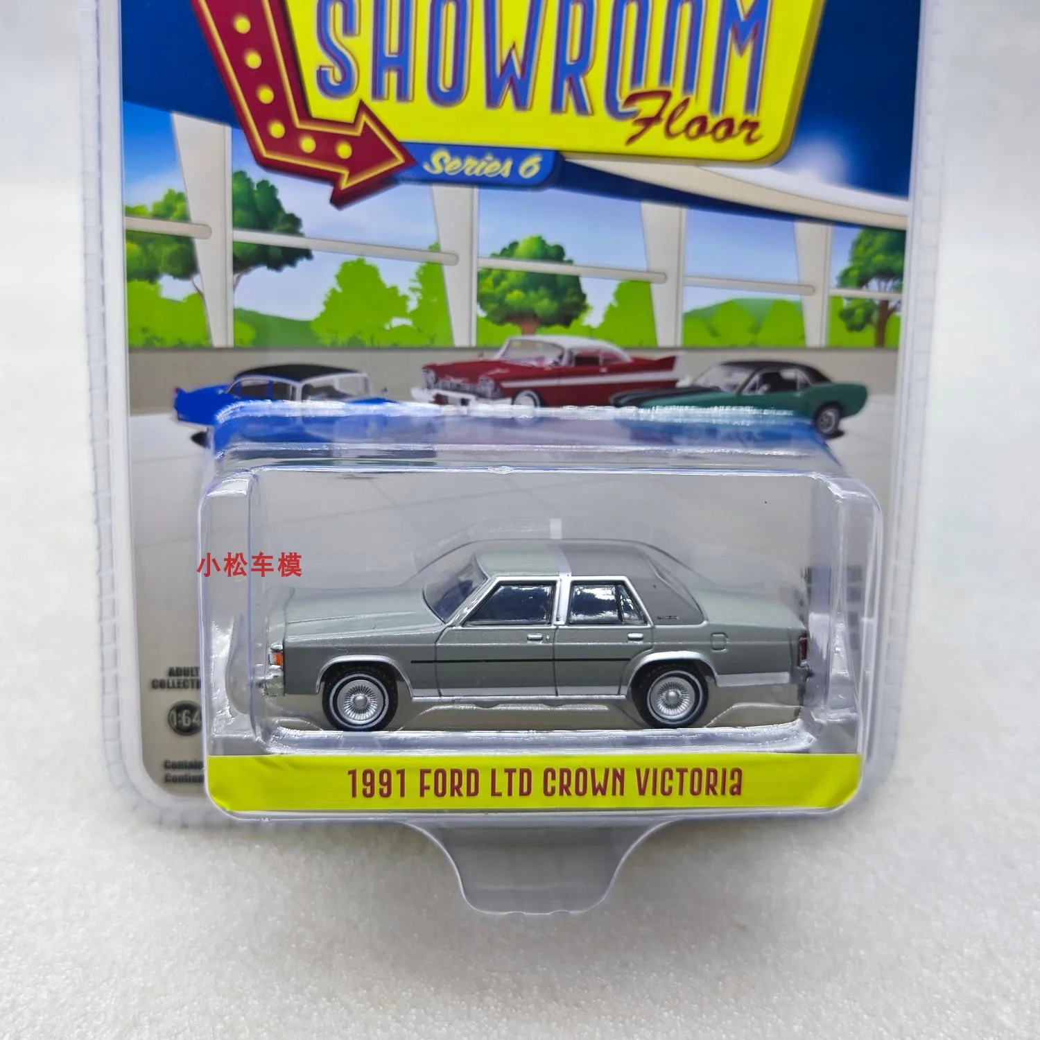 1:64 1991 Ford LTD Crown Victoria High Simulation Metal Car Model Collectible Toy Gift Souvenir Display Ornament