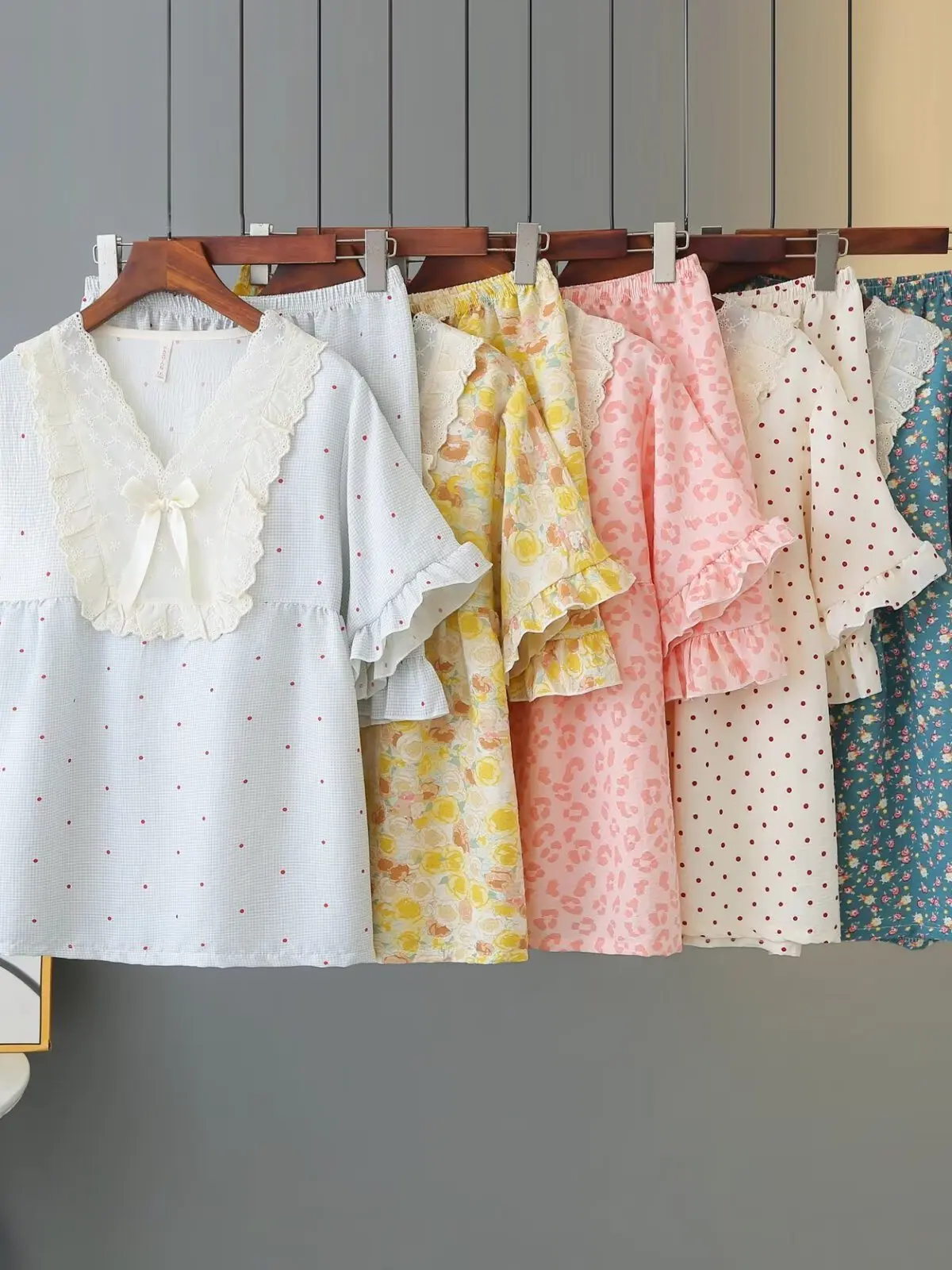

plus Size Sweet Style Summer Sleepwear Set with Lace Trim Short Sleeve Shorts Home Clothes Korean Style Printed V-Neck Loose Fit
