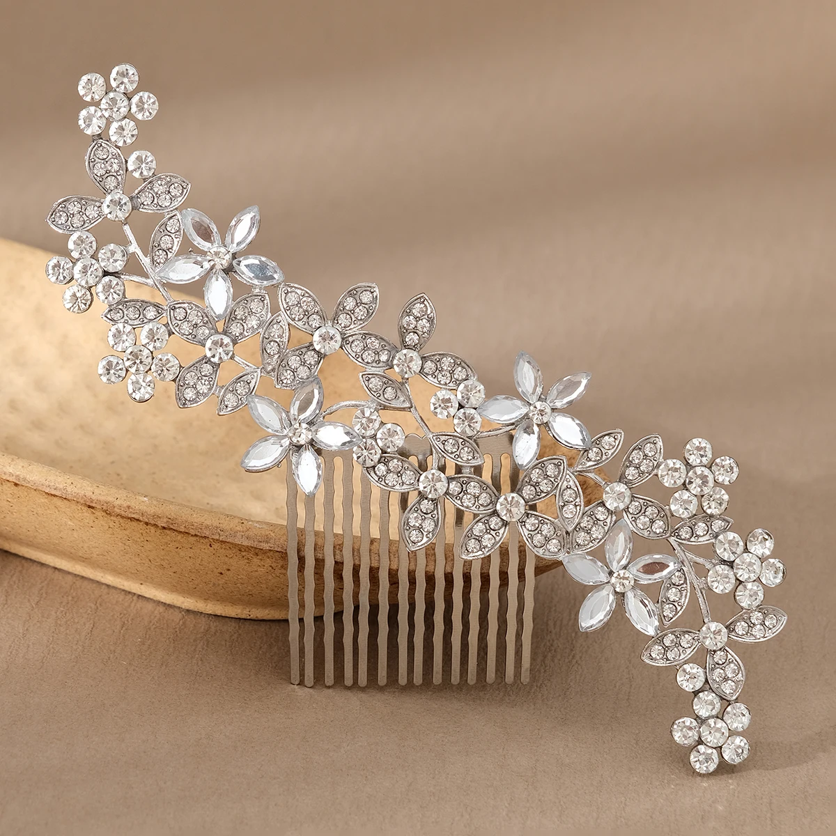 Hot Sales Shiny Rhinestones Party Hair Combs For Women Handmade Wedding Bridal Hair Accessories Retro Vintage Hairpin Lady Gift image 4