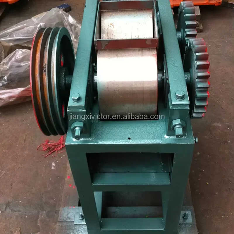 i Small Toothed Roller Crusher DG200X75 Laboratory Roller Mill Laboratory Double Roller Crusher for Quartz Crushing