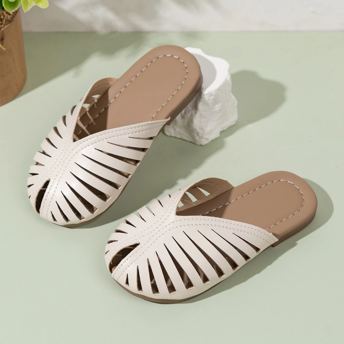 

Детские летние пляжные шлепанцы для девочек 2026: дышащие, с круглым носком, легкие, повседневные, нескользящие, размеры 23-32