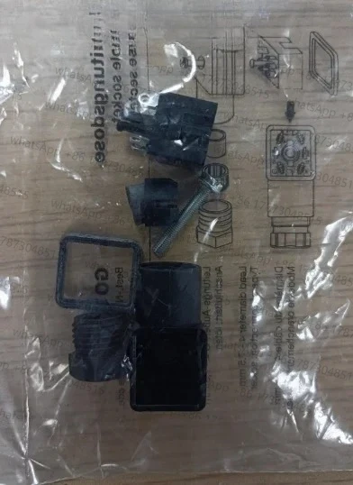 

Pressure switch plug accessories