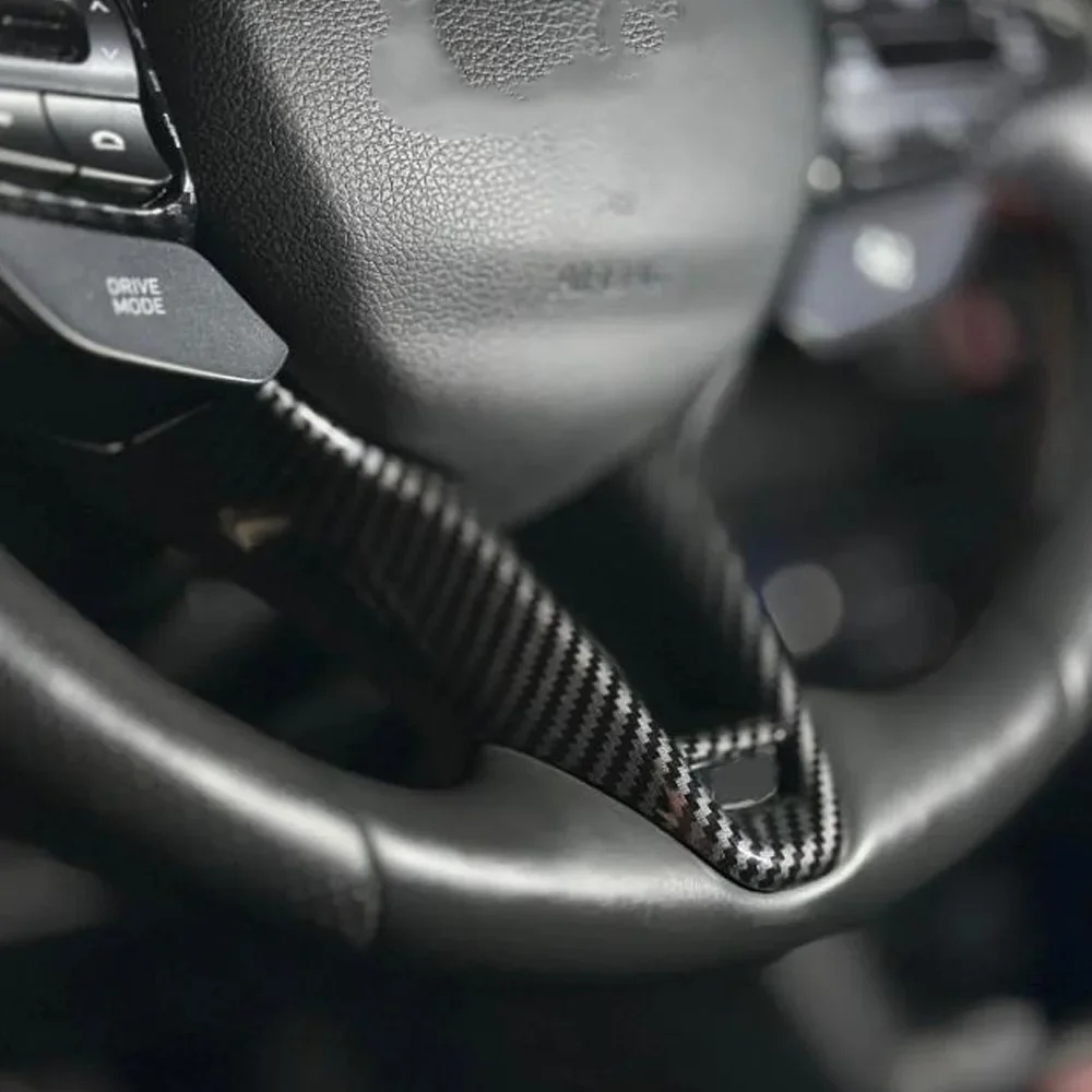 

Carbon Fiber Style Steering Wheel Frame Chin Decoration Cover Trim For Hyundai Veloster JS N 2019 2020 2021 2022 2023