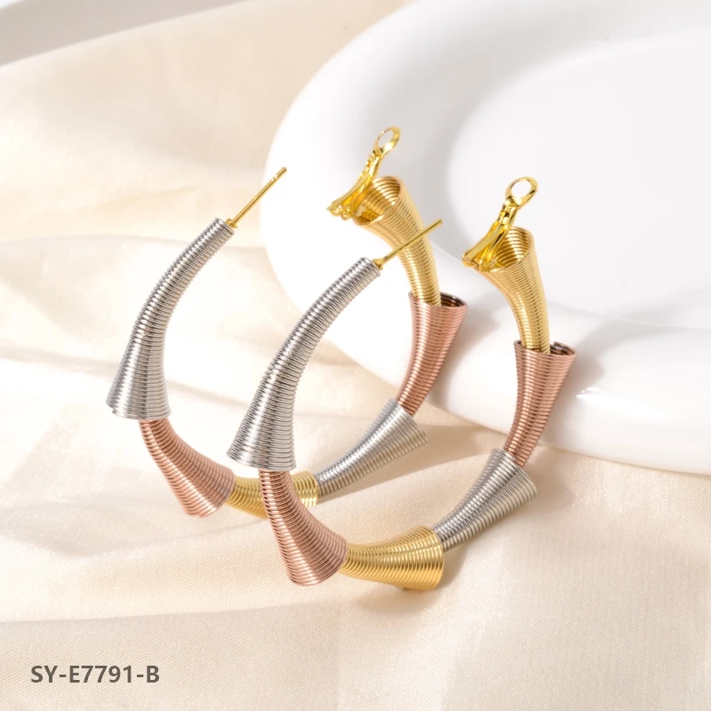 Diana Baby Jewelry Dubai 18K Gold Plated Hoop Earrings Big Circle Earring Nigeria Geometry Jewellery for Lady Party Wedding Gift