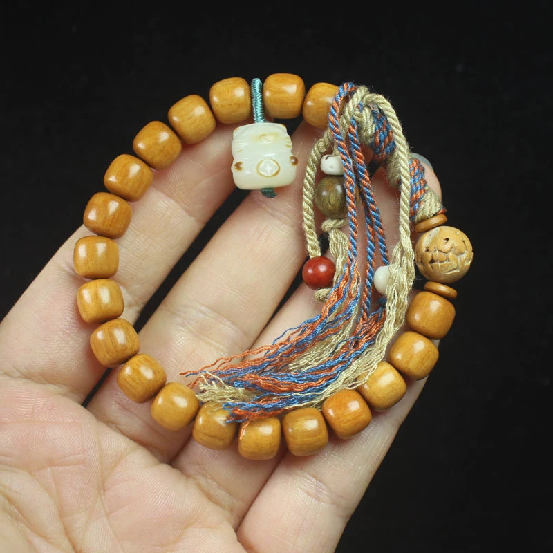 

Браслет из сандалового дерева 8 мм с разноцветным шнурком и подвеской в виде кошки, женские молитвенные бусы в винтажном стиле.