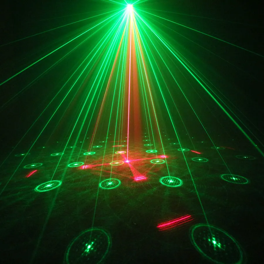 Oplaadbare Batterij Disco Licht Dj R & G Laser 32 Patroon Projector Party Bar Slaapkamer Kerst Decoratie Podium Kind Cadeau Y12n7