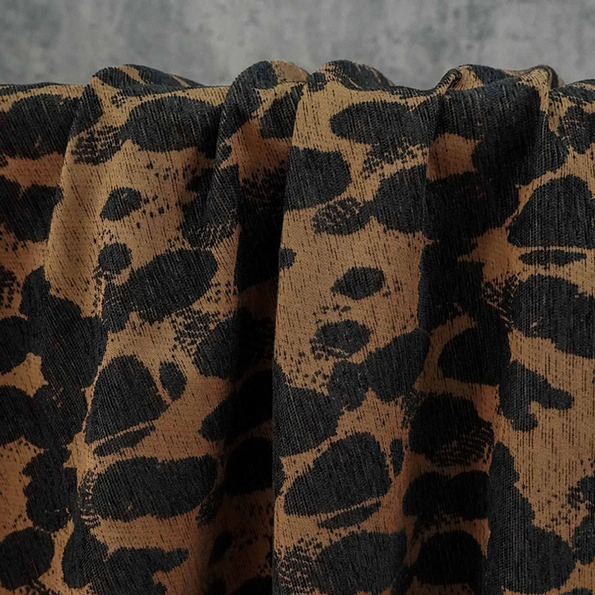 

Leopard Print Retro Style Jacquard Fabric Dress Jacket Curtain Pillow Decorative Sewing Fabric