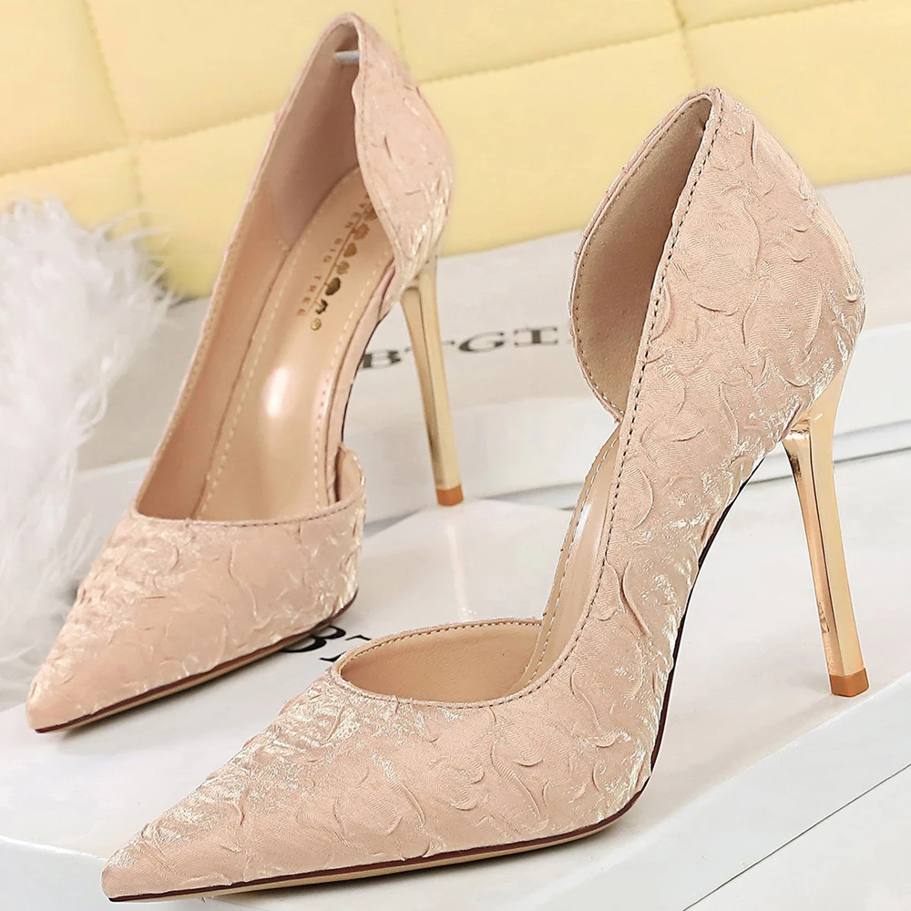 BIGTREE รองเท้าผู้หญิงรองเท้าส - Women Fashion Gown บทวิจารณ์และราคา