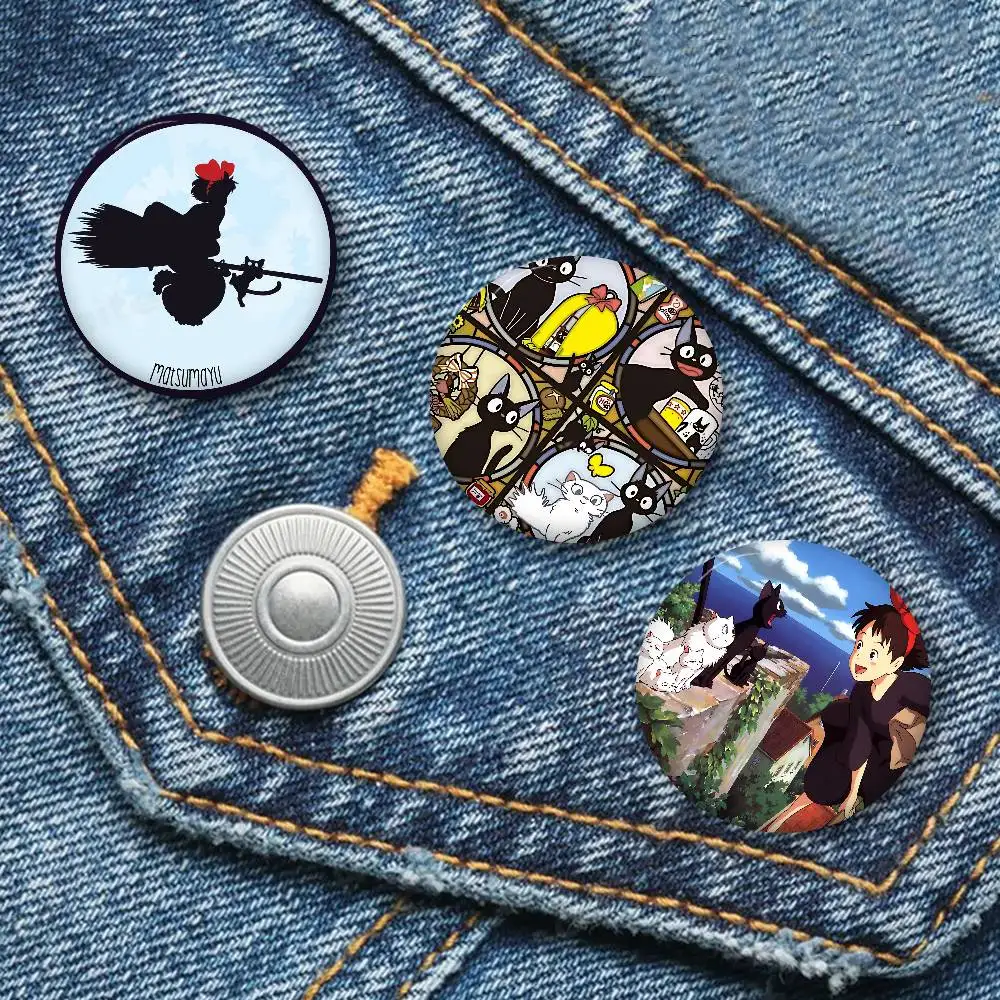 K-Kikis CARTOON D-Delivery Creative Pins Funny Faces Round Snap-in Brooch Badge Backpack Hat Accessories Jewelry Gifts