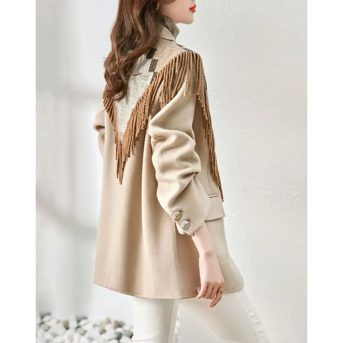 2022 spring and winter new loose shawl decoration niche design simple coat women's fashion coat