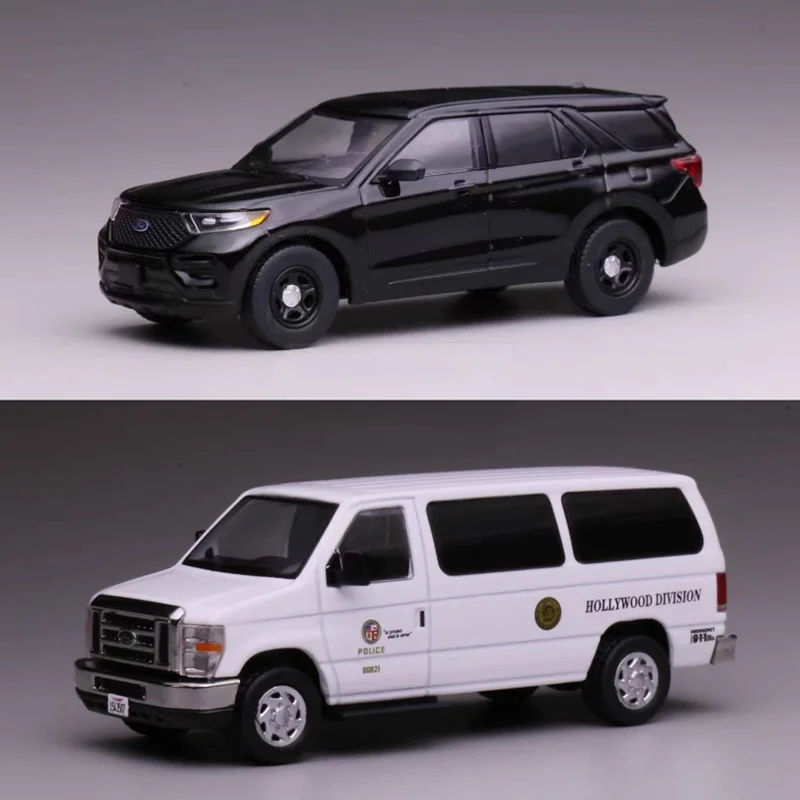 596 دييكاست 1:64 مقياس اكسبلورر SUV و E350 فان سبيكة محاكاة نموذج سيارة عرض ثابت المقتنيات الصبي هدية لعبة الديكور #2