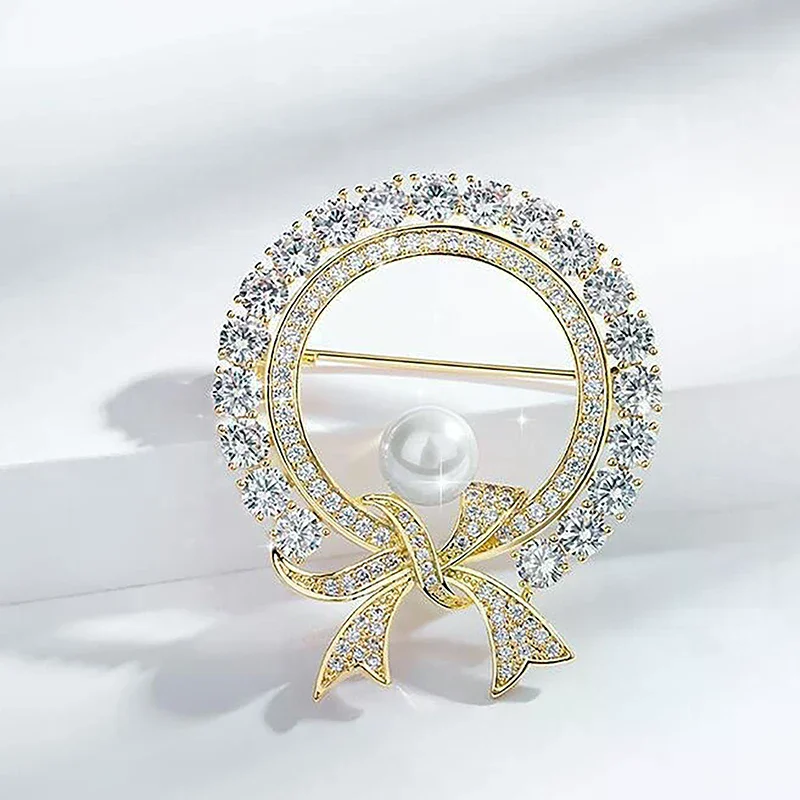 Women's Stylish Lapel Pins Alloy Crafted Anti-glare Fasteners White Crystal Pearl Bowknot Detailing Fashion Accessory