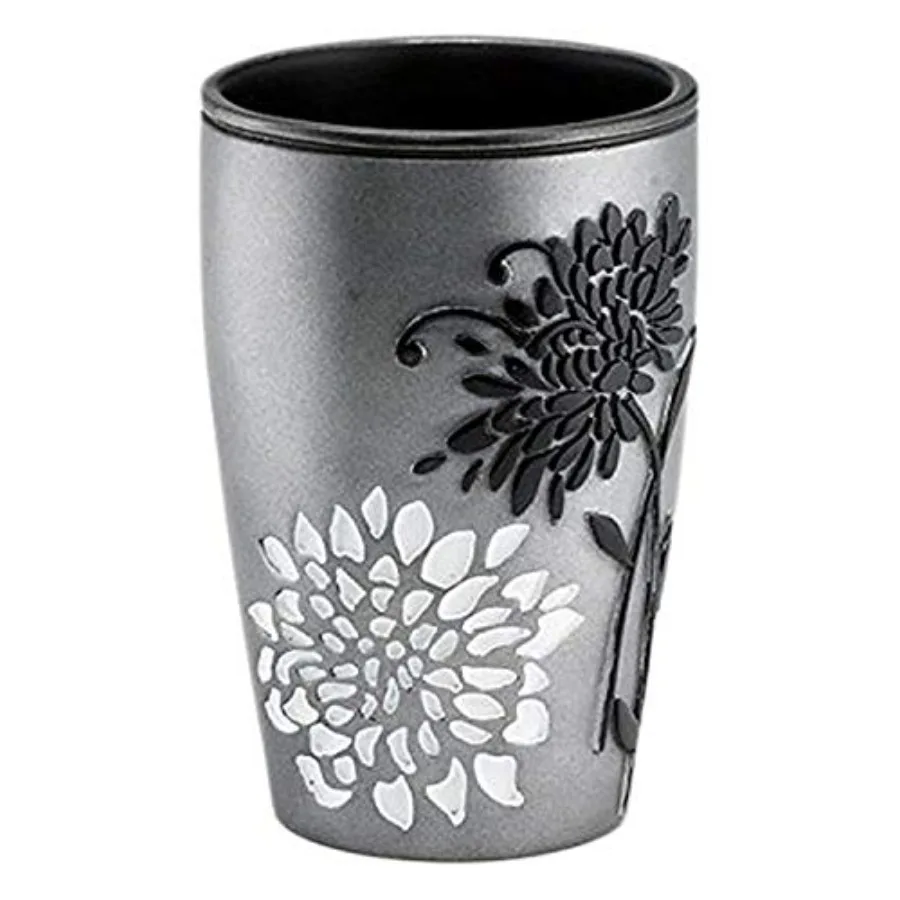 

Элегантный стакан для ежедневного использования и приключений на свежем воздухе. Сохраняет напитки, горячие или холодные часы. Прочный и герметичный дизайн с Moder.