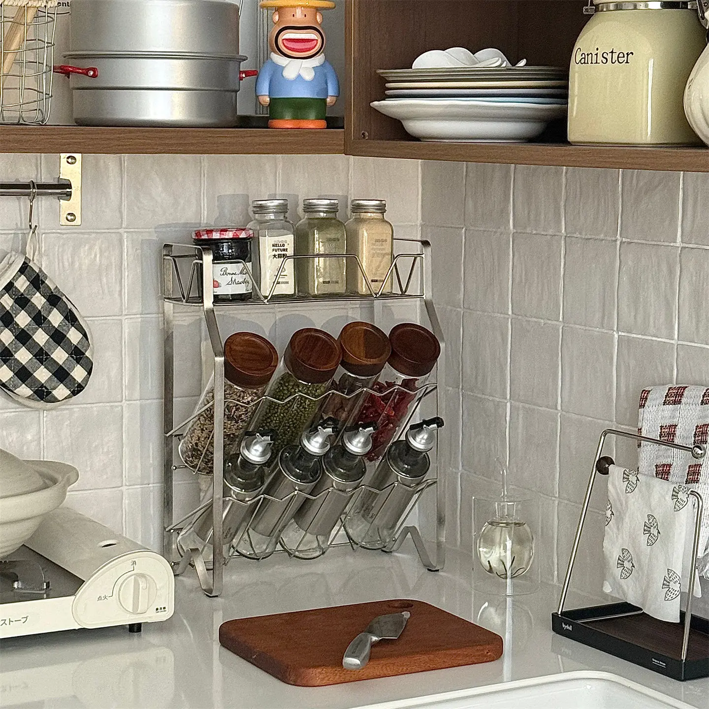 Stainless steel seasoning products seasoning rack household kitchen multi-layer oil, salt, sauce and vinegar storage rack