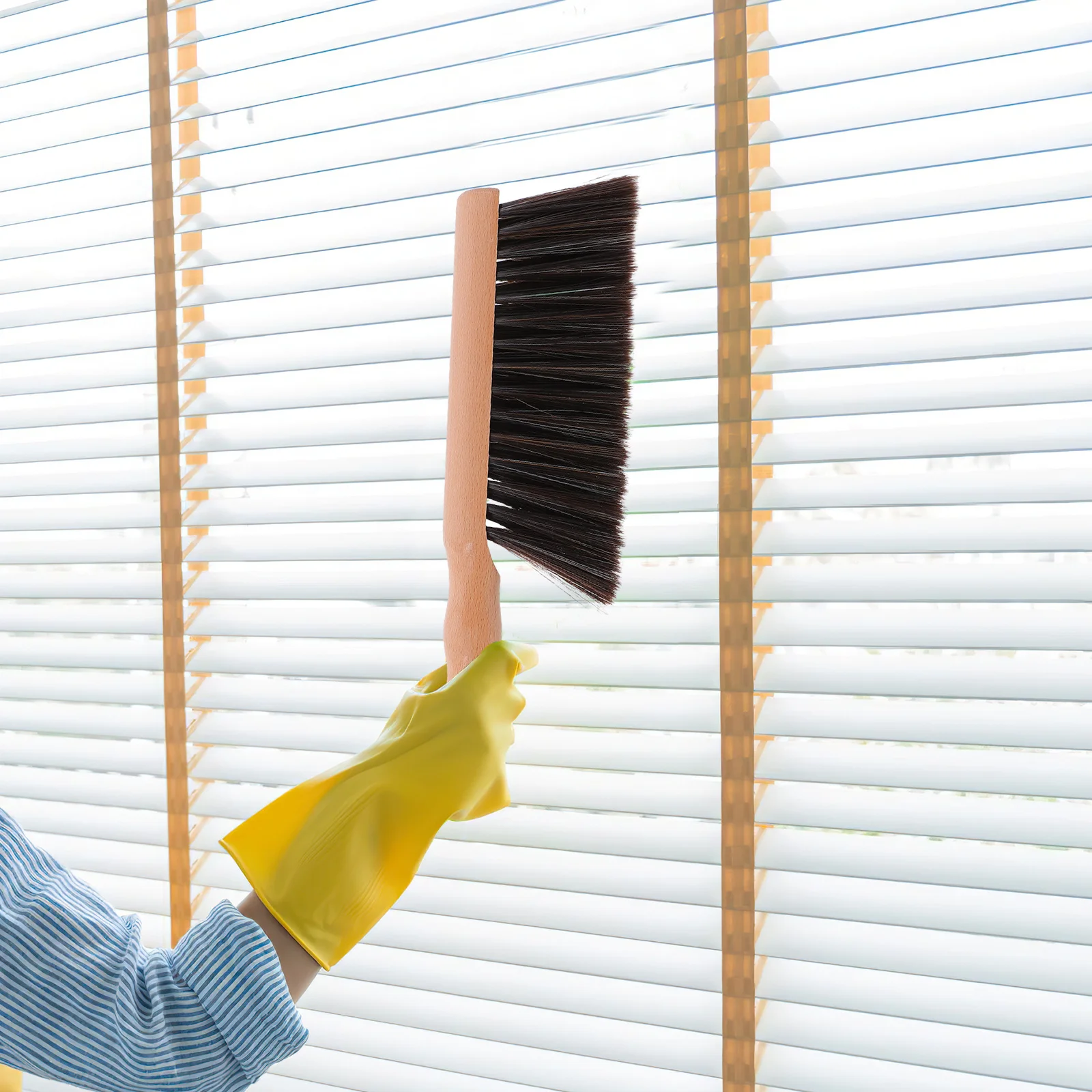 

Fireplace Cleaning Brush Compact Wood Handle Hearth Dusting Brush Ash Sweeper for Wood Stove Fireplace Maintenance Tool