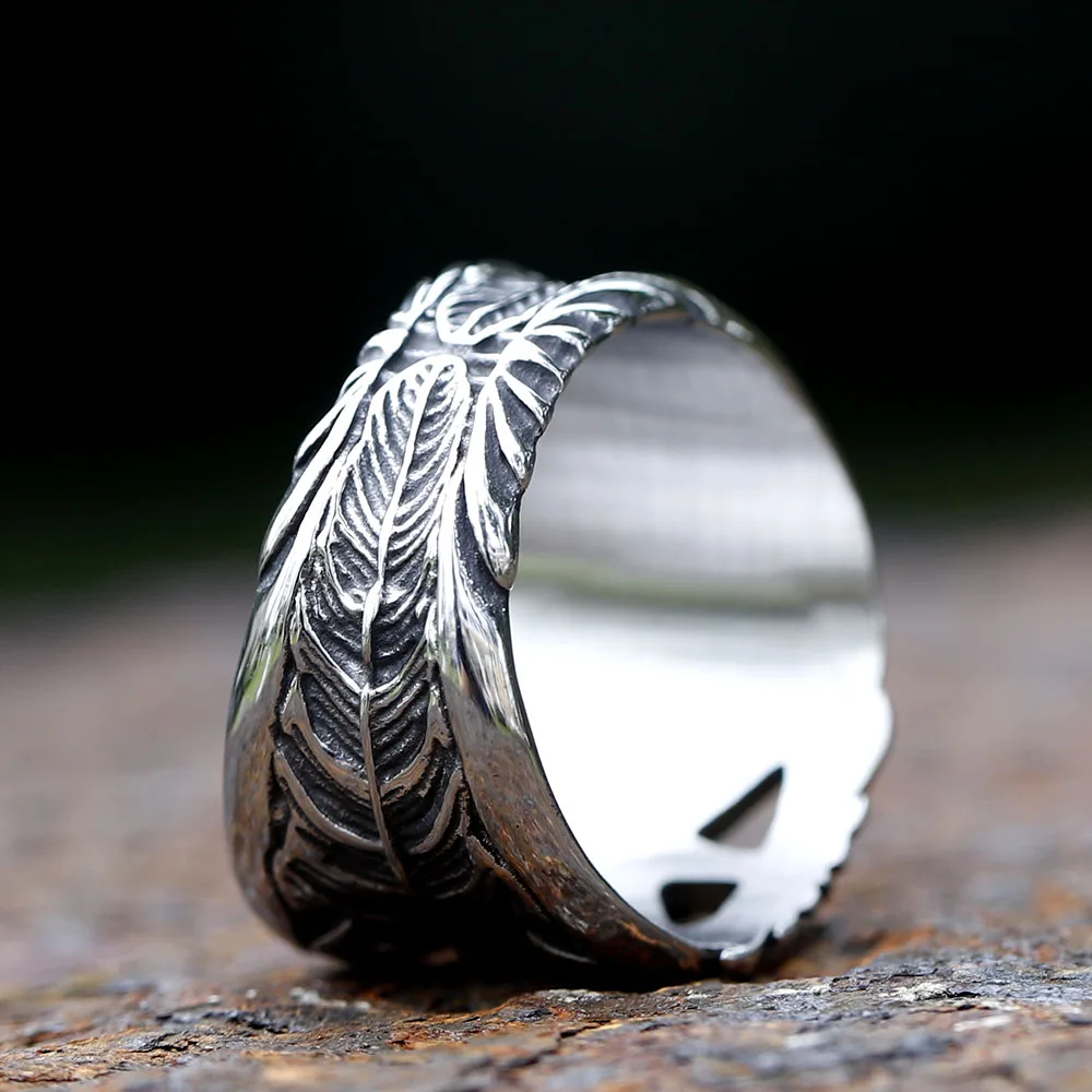 2023 Octagram Ring 316L Stainless Steel Feather Men Ring Hollow Punk Rock Rap for Biker Male Friend Jewelry Creative Gift R-1201