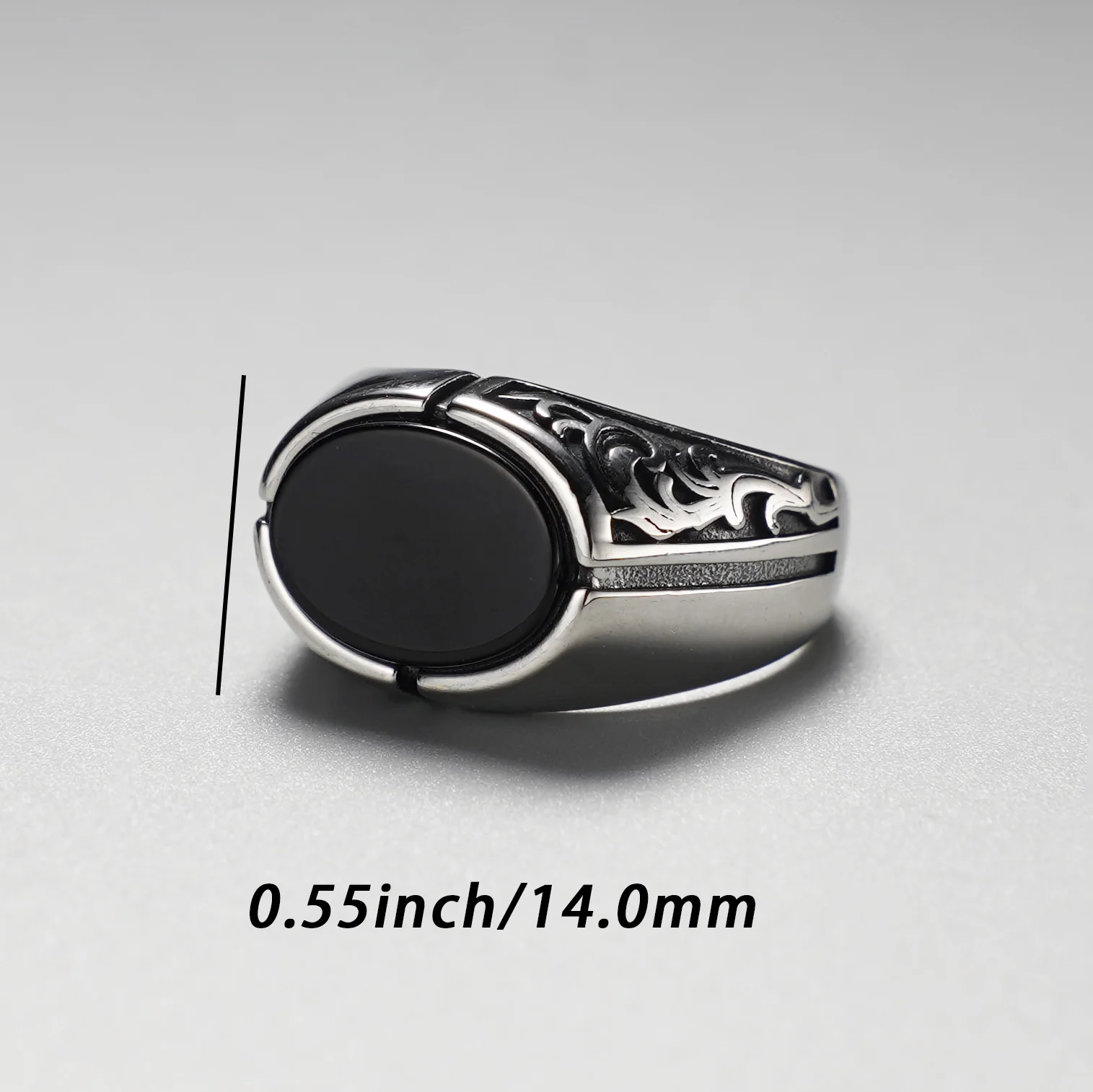 Herren-Siegelring im Vintage-Stil mit schwarzem Onyx, 316L Edelstahl, Retro-Schriftzug mit Blumenmuster, gotischer Biker-Statement-Schmuck – Detail 5