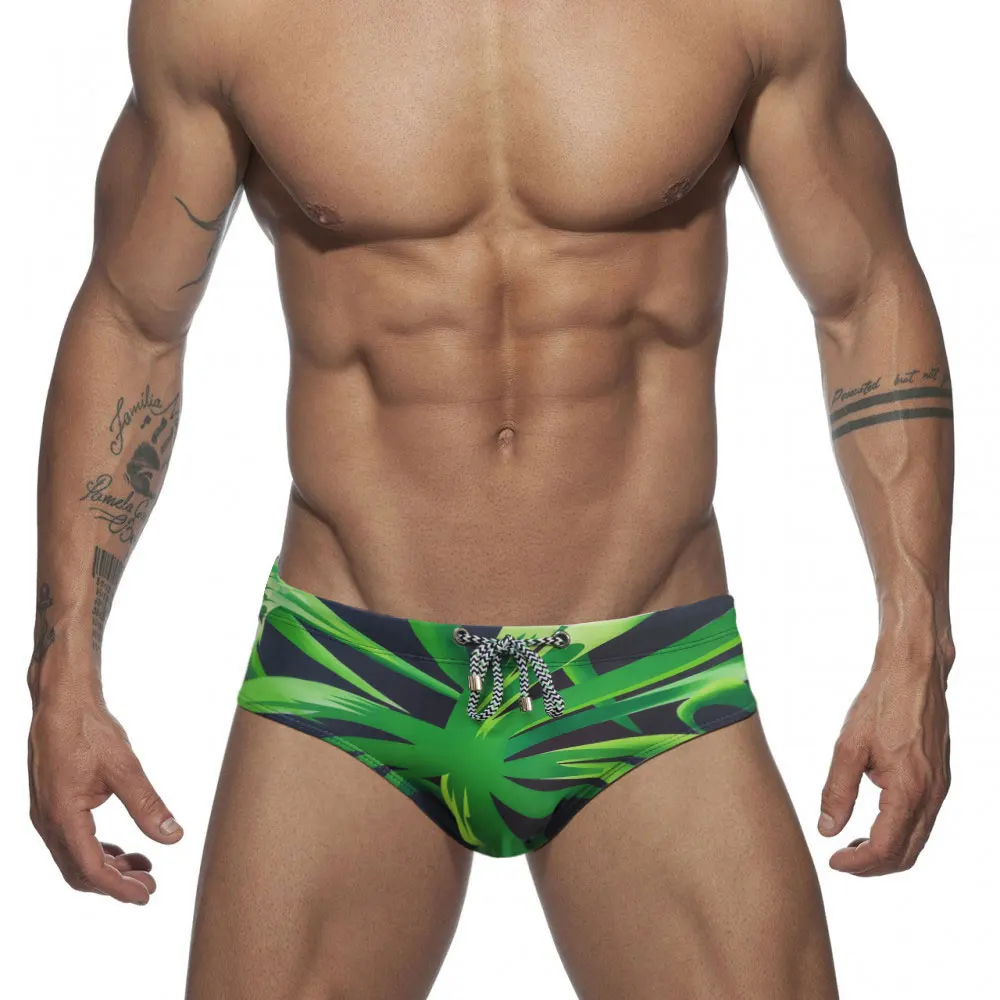 Men's Swim Briefs Sexy Swimming Short Water Sport Beach Short Pants Swimsuit Swimwear Sexy Male Suilt Surfing