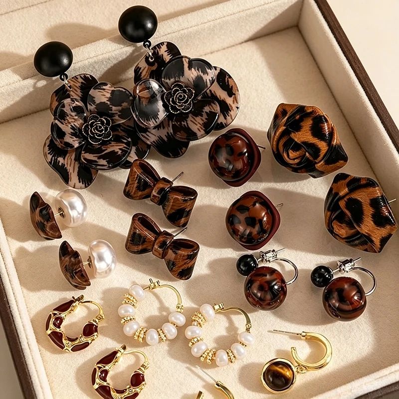 Leopard Print Stud Earrings Set Tortoiseshell Acrylic Pack Resin Flower Bow Knot Hoop Pearl Drop Jewelry Kit Box Unisex Stud