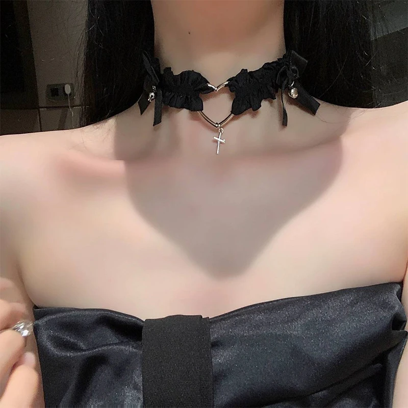 Liguero de encaje gótico para mujer, ligas de pierna con lazo de corazón, Cruz Lolita, Gargantilla elástica blanca y negra, anillo de pierna, correa, herramientas de Cosplay