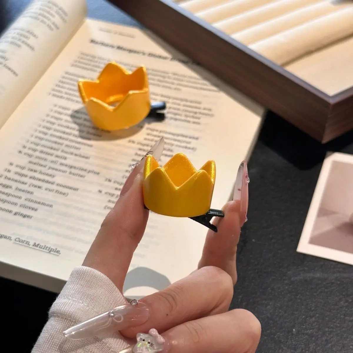 Adorable Little Crown Duckbill Clip Cosplay Character Props Accessories Hairpin Princess Birthday Prince Crown Hairpin view 6