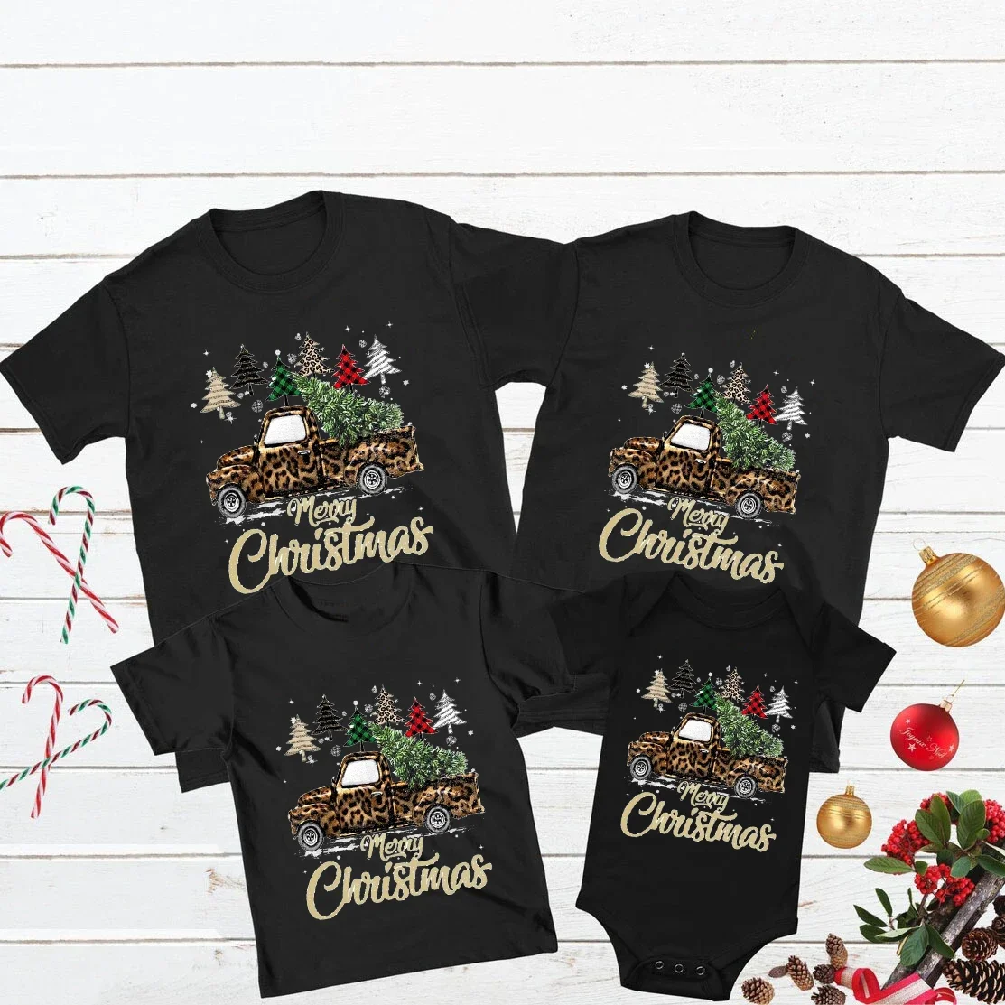 Merry Christmas Family Matching Cloth Mother Father Kid Tshirt Baby Romper Christmas Matching Tshirts Family Look Xmas Gift