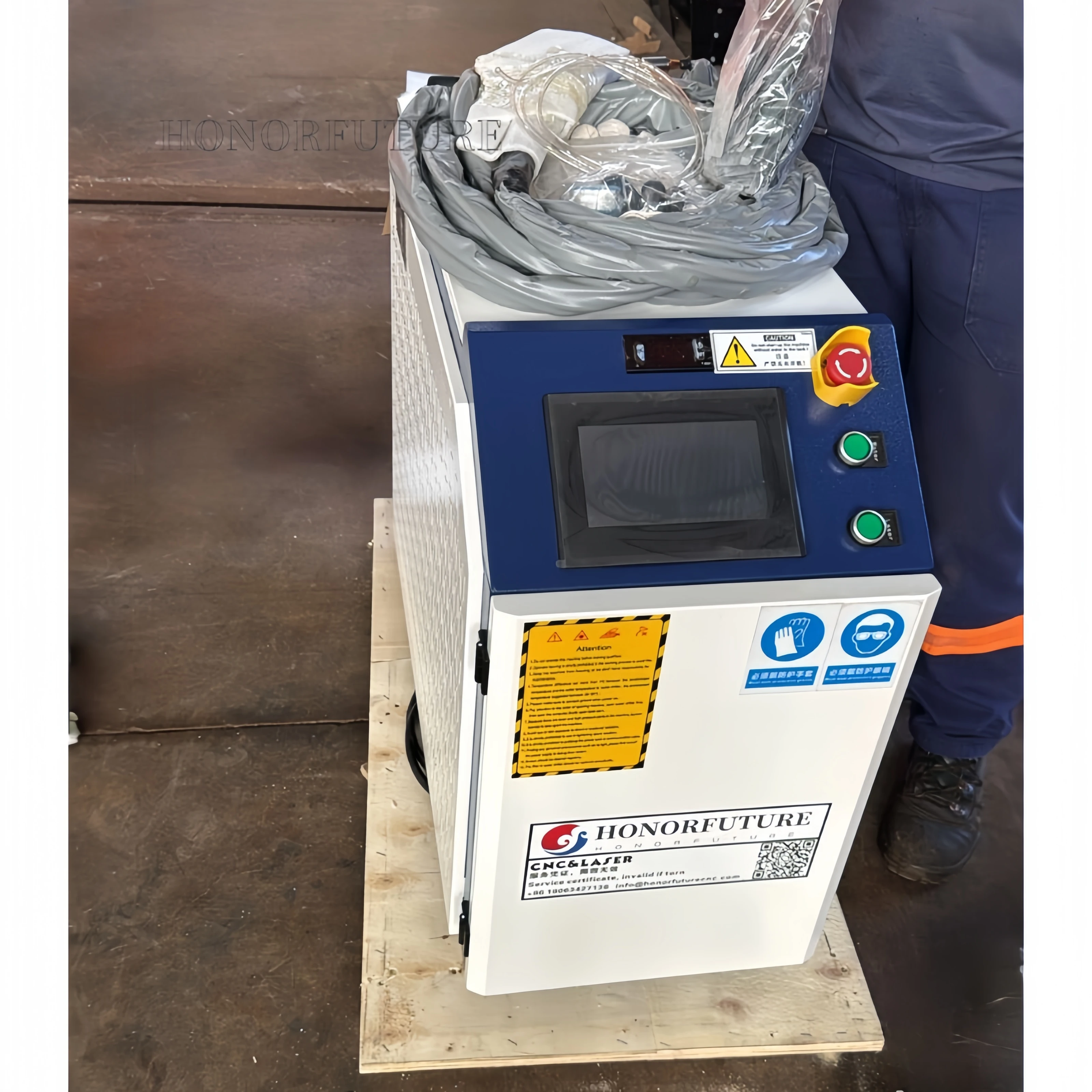 New 5-in-1 Laser Welding Machine Can Weld Lithium Batteries and Process Sheet Metal Lithium Battery Laser Welding Machine 2000W