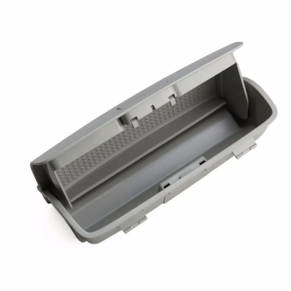 

Exquisite Show-Quality Grey Sun Glasses Holder For Vw Golf Mk6 Jetta Mk5 Passat B6 B7 Cc