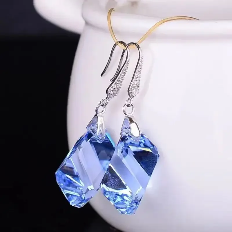 Manufacturer's direct supply of Austrian blue crystal earrings, oblique three-dimensional Ling shaped long earrings, ear hooks