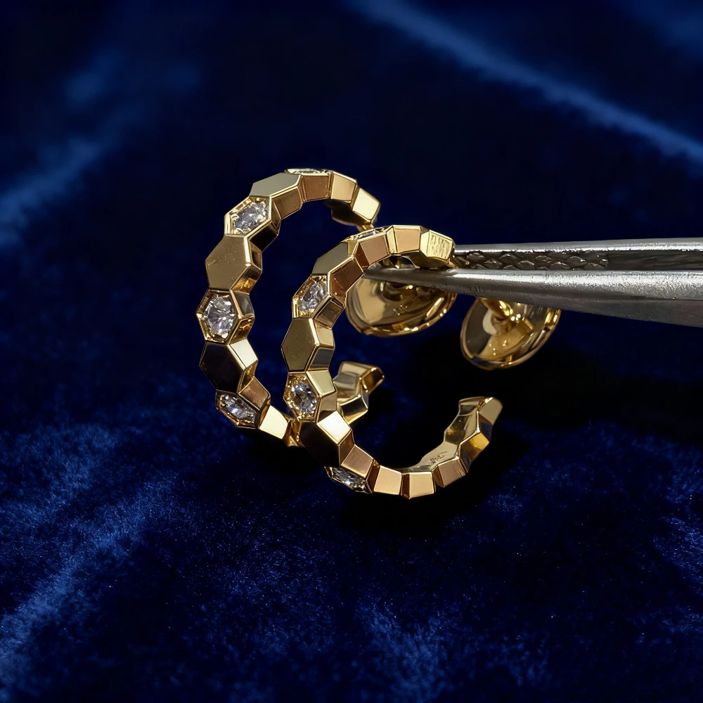 

2025 New Elegant accessories High-Quality Pave AAA Zirconia Honeycomb Stud Earrings Sets For Women Fashion Jewelry Party Gift