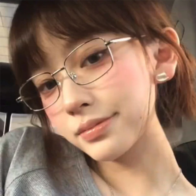 

Y2K Vintage Glasses Square Metal Frame Half Frame Girls Chic Cosplay Party Decoration Glasses Metal Photography Glasses Gifts